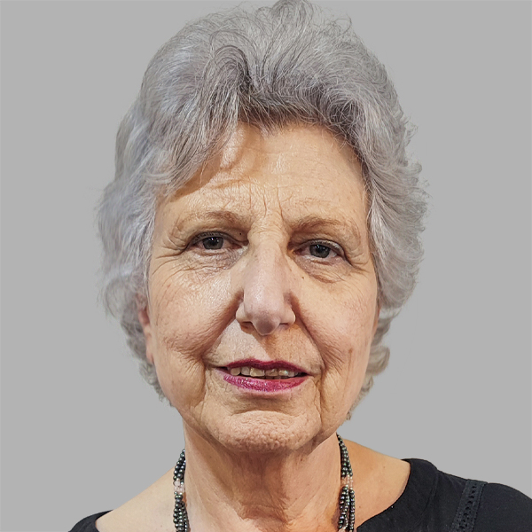 Sra. María Teresa Chiuminatto